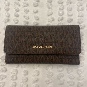 Michael Kors Logo and Leather Tri-Fold Wallet- BNWT